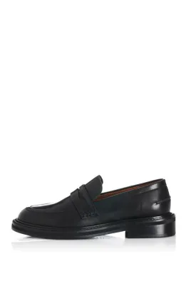 Finn Black Leather
