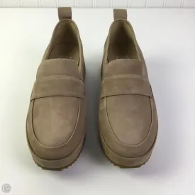 Shoes Flats By Eileen Fisher In Tan, Size: 7